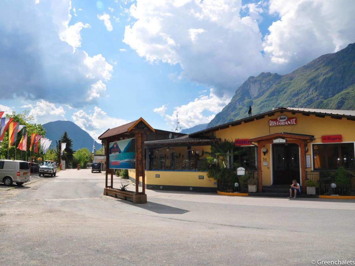 Italy Lago Di Lugano Porlezza Buitenkant foto